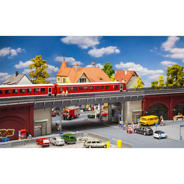 Faller H0 S-Bahn-Stadtbr&uuml;cke, 2-gleisig