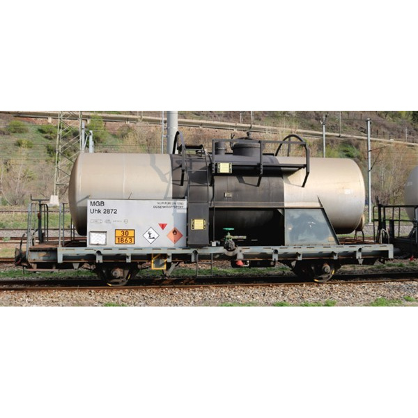 BEMO H0m Kesselwagen Uhk 2872 MGB, silber verwittert