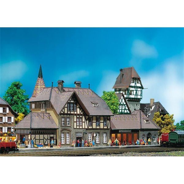 Faller N Bahnhof Schwarzburg