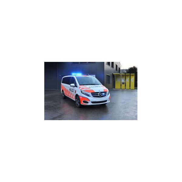 BUSCH H0 MB Vito Kastenwagen Kantonspolizei Glarus