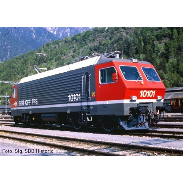 Hobbytrain N DC Elektrolokomotive Re 4/4 IV 10102, SBB, rot/silber, analog