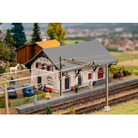 Faller N Bahnhof Susch - Engadin