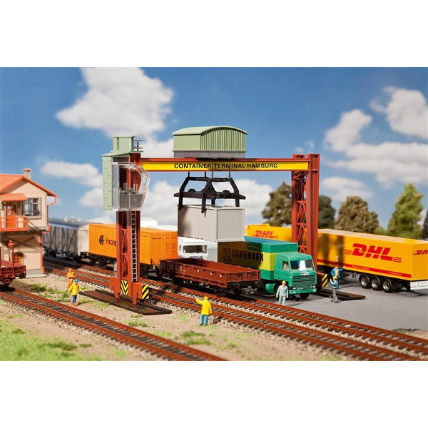 Faller H0 Containerbr&uuml;ckenkran