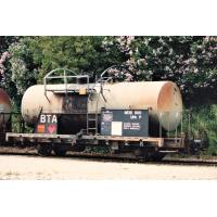 BEMO H0m Kesselwagen Uhk P 900 BTA MOB (ex RhB)