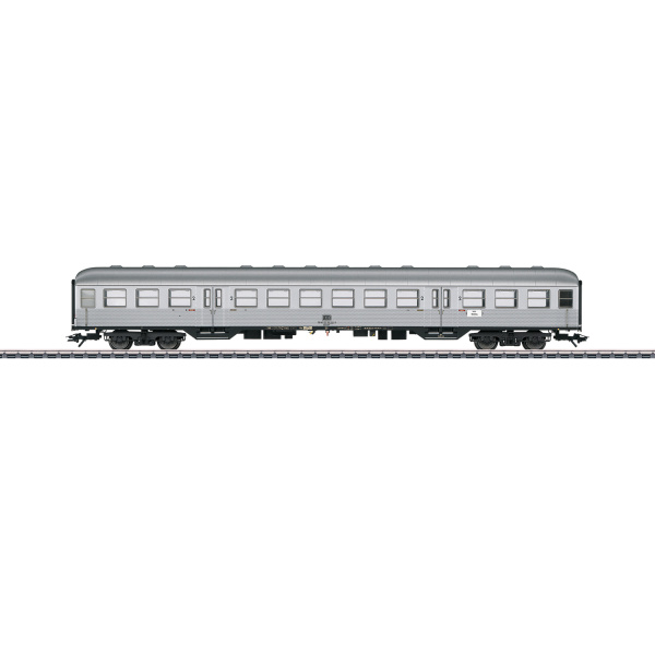 M&auml;rklin H0 AC Nahverkehrs-Personenwagen 2. Kl. Silberling