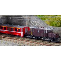 KATO N DC Elektrolokomotive Ge 6/6 I 415, RhB, braun, digital, 4 Personenwagen EW I gr&uuml;n