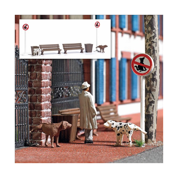 BUSCH H0 Action Set: Pinkelnde Hunde